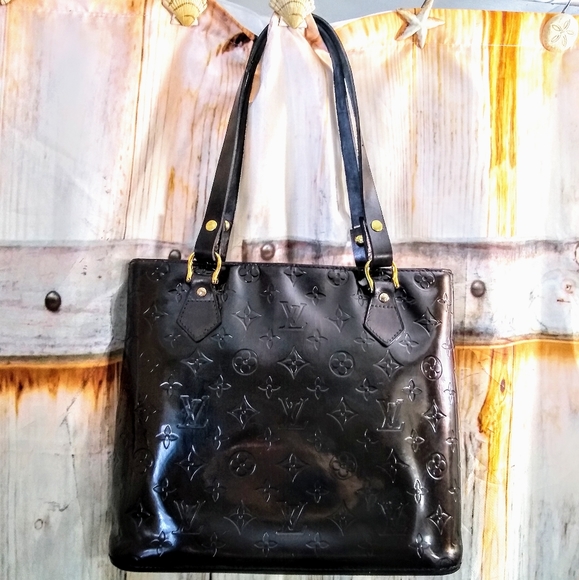 Louis Vuitton Handbags - Sale! Auth Louis Vuitton Tote Black Monogram